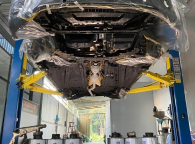 Dịch Vụ Vệ Sinh Khoang Máy Ô Tô Chuyên Nghiệp Tại Auto DV Detailing Car