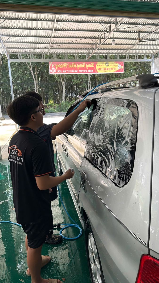 Chăm sóc xe ô tô Minh Hưng